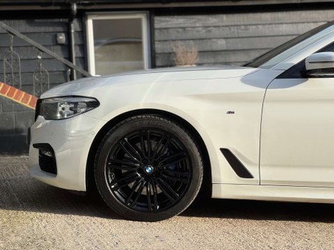 BMW 5 Series 3.0 530d M Sport Touring 5dr Diesel Auto Euro 6 (s/s) (265 ps) 9