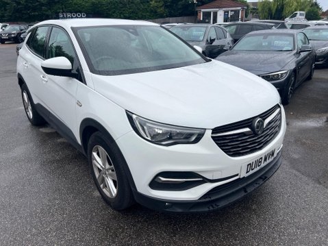 Vauxhall Grandland X 1.2 Turbo SE Euro 6 (s/s) 5dr 1