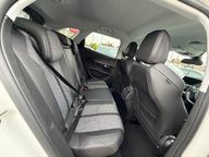 Peugeot 3008 BLUEHDI S/S ALLURE 12