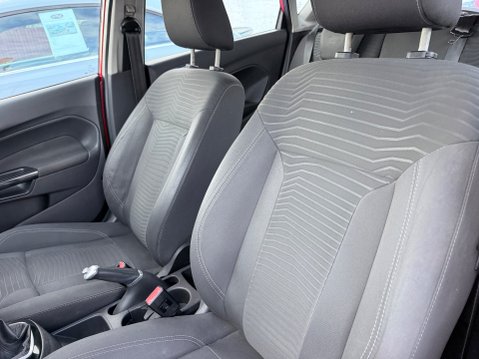 Ford Fiesta 1.0 ZETEC ECOBOOST 10