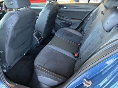 Volkswagen Golf 1.5 eTSI MHEV Style DSG Euro 6 (s/s) 5dr 10