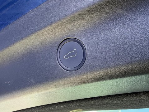 Tesla Model Y (Dual Motor) Long Range SUV 5dr Electric Auto 4WDE (384 bhp) 23