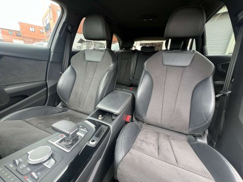 Audi A4 2.0 A4 Black Edition 40 TFSI Semi-Automatic 5dr - NATIONAL DELIVERY* 34
