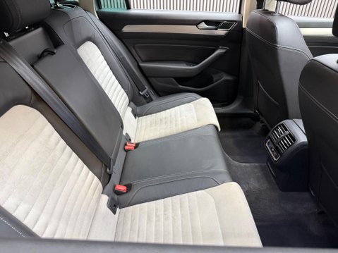 Volkswagen Passat 2.0 TDI GT Euro 6 (s/s) 5dr 36