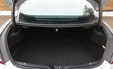 Mercedes-Benz C Class C63 Coupe Premium 19