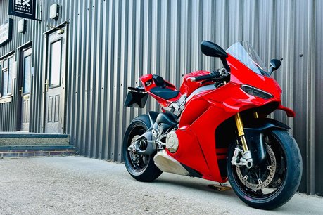 Ducati Panigale V4 1.1 Panigale V4 S 20