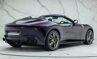 Ferrari Roma SPIDER 10