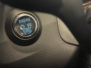 Ford Focus 1.0T EcoBoost Zetec S Euro 5 (s/s) 5dr 16