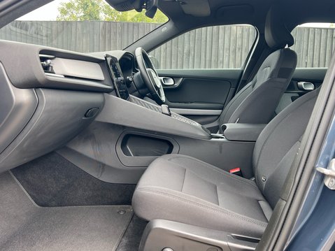Polestar 2 BASE 3