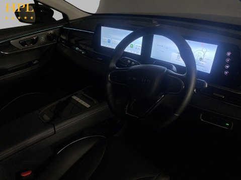 OMODA E5 58.9kWh Noble SUV 5dr Electric Auto (211 ps) 1 Owner - Sensors - Bluetooth 12