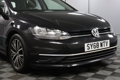 Volkswagen Golf SE NAVIGATION TDI 24