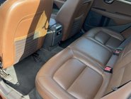 Volvo XC70 2.4 XC70 SE Luxury D5 AWD Auto 4WD 5dr 11