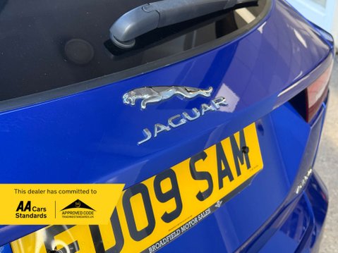 Jaguar E-Pace 2.0 E-PACE R-Dynamic S D 4x2 5dr 30