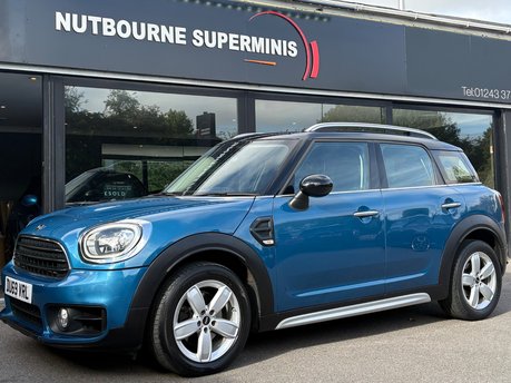 Mini Countryman Cooper 1.5 Petrol Manual Classic Comfort + SAT NAV - APPLE CARPLAY