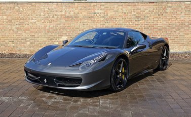 Ferrari 458 Italia 4
