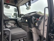 DAF LF LF 210 FA 14T with Fassi F85 Crane 16