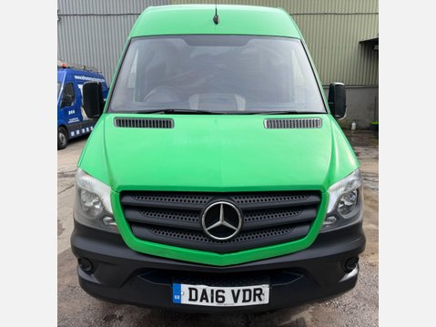 Mercedes-Benz Sprinter 2.1 313 CDi BlueEFFICIENCY Panel Van 4dr Diesel 7G-Tronic RWD L4 H3 (197 g/ 5
