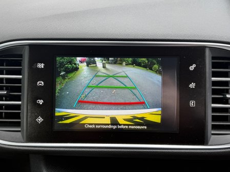 Peugeot 308 E-THP ALLURE 27