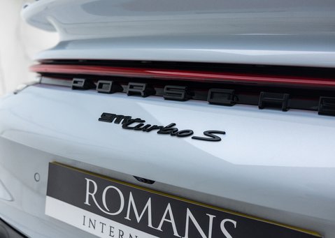 Porsche 911 Turbo S (992) 