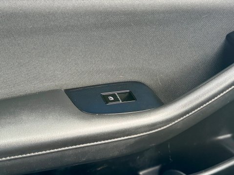 Mazda 3 SE-L LUX MHEV 47