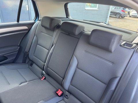Volkswagen Golf SE TSI BLUEMOTION TECHNOLOGY 35