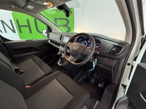 Vauxhall Vivaro 1.5 Vivaro F2900 Professional S/S 2