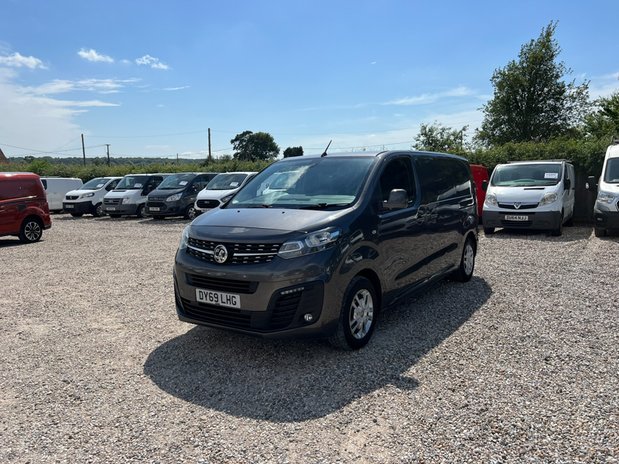 Vauxhall Vivaro SWB L1H1 Low Roof Sportive 2700 Air Con Sensors EURO 6 NO VAT 2