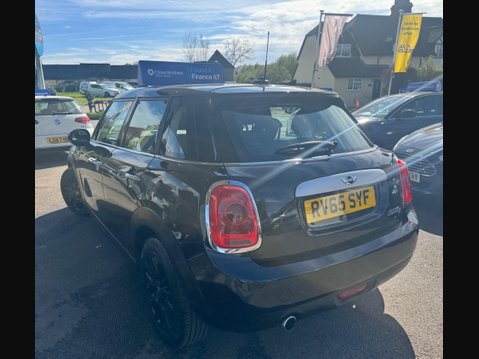 Mini Hatch 1.5 Cooper D Auto Euro 6 (s/s) 5dr 5