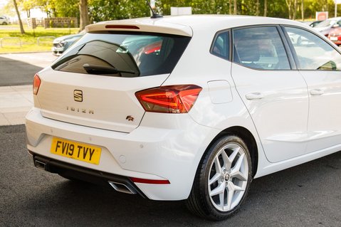 SEAT Ibiza TSI FR 8