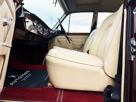 Bentley S1 Continental Mulliner Flying Spur 47