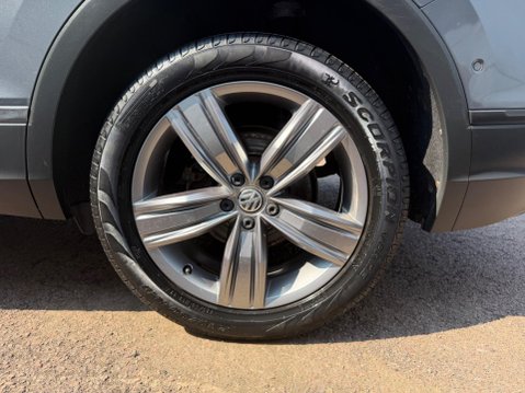 Volkswagen Tiguan Allspace 2.0 TDI Match DSG 4Motion Euro 6 (s/s) 5dr 67