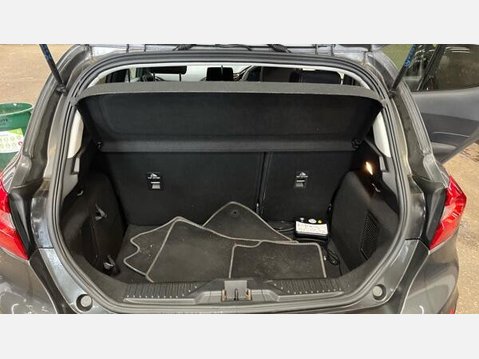 Ford Fiesta 1.0T EcoBoost Titanium Euro 6 (s/s) 5dr 9