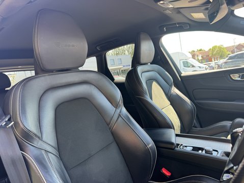 Volvo XC60 (Sold) 2.0 D4 R-Design SUV 5dr Diesel Manual AWD Euro 6 (s/s) (190 ps) 11