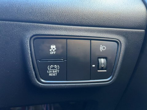 Hyundai TUCSON 1.6 h T-GDi SE Connect Auto Euro 6 (s/s) 5dr 52