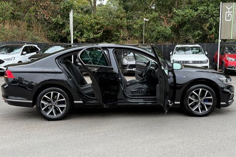 Volkswagen Passat GTE DSG - VAT Q - 1 OWNER - PLUG IN HYBRID - 3 IN STOCK 19
