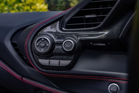 Ferrari 488 Spider 15