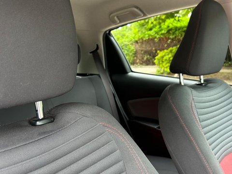 Toyota Yaris 1.33 Dual VVT-i Sport Euro 5 5dr Euro 5 13