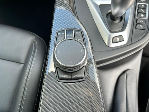 BMW 4 Series M4 COMPETITION 34