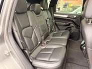 Porsche Cayenne D V6 TIPTRONIC S 8