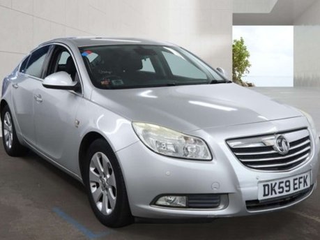 Vauxhall Insignia 2.0 CDTi SE Nav Hatchback 5dr Diesel Auto Euro 5 (160 ps)