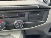 Volkswagen Transporter AUTO LWB [SOLD CR] L2H1 Low Roof Highline T30 Air Con Alloys Sensors EURO 6 33