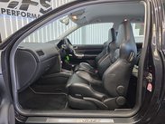Volkswagen Golf 3.2 R32 Hatchback 3dr Petrol Manual (276 g/km, 240 bhp) 42