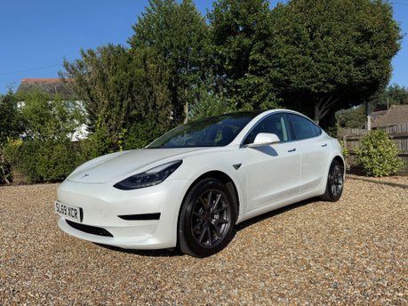 Tesla Model 3 Standard Range Plus Auto RWD 4dr 1