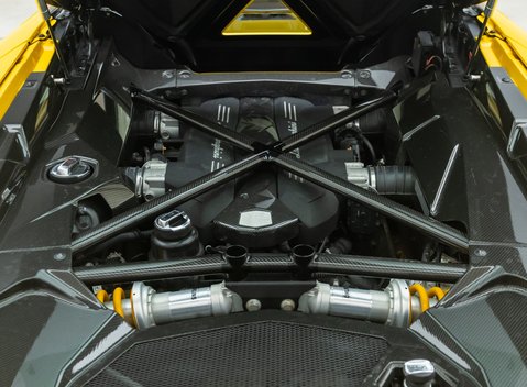 Lamborghini Aventador LP 700-4 ROADSTER 48