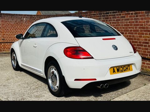 Volkswagen Beetle 2.0 TDI Design Hatchback 3dr Diesel DSG Euro 5 (140 ps) 9