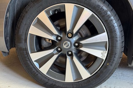 Nissan LEAF 30kWh Tekna Hatchback 5dr Electric Auto (109 bhp) 51