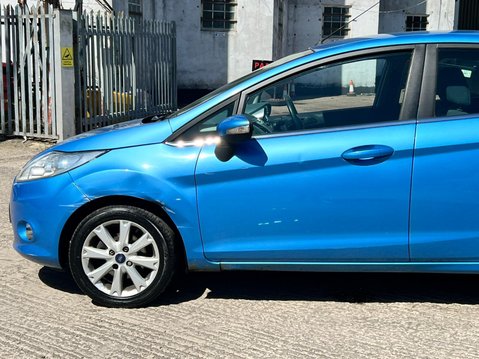 Ford Fiesta ZETEC 13