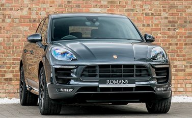 Porsche Macan GTS 1