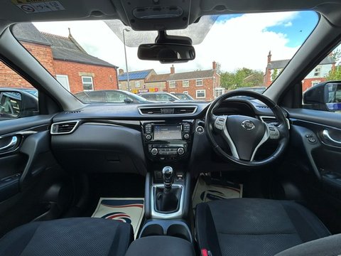 Nissan Qashqai DCI N-TEC PLUS 12