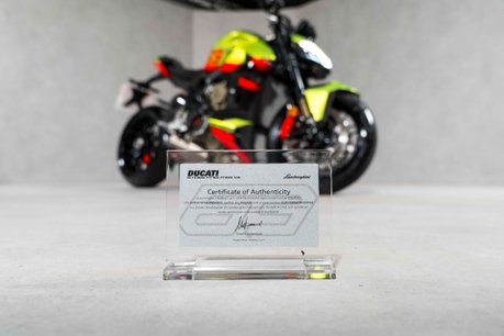 Ducati Streetfighter V4 LAMBORGHINI. NOW SOLD. SIMILAR REQUIRED. PLEASE CALL 01903 254800. 28